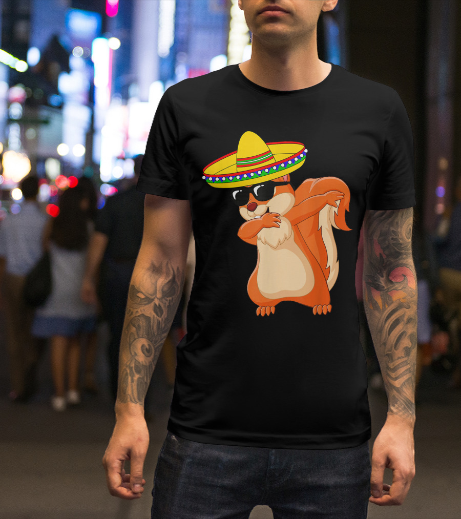 Dabbing Squirrel Sombrero Cinco De Mayo T-Shirt