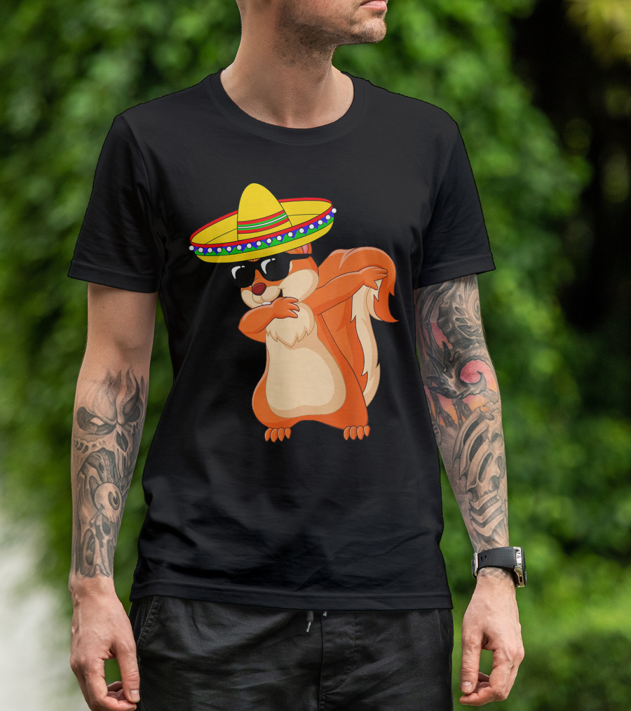 Dabbing Squirrel Sombrero Cinco De Mayo T-Shirt