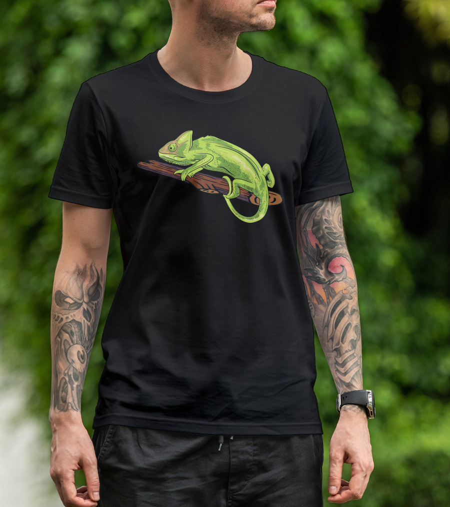 Classic Green Chameleon Lizard Reptile On Branch T-Shirt