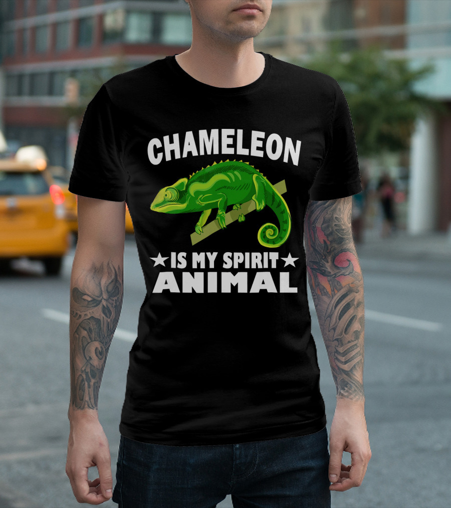 Chameleon Is My Spirit Animal with Green Lizard and Stars T-Shirt