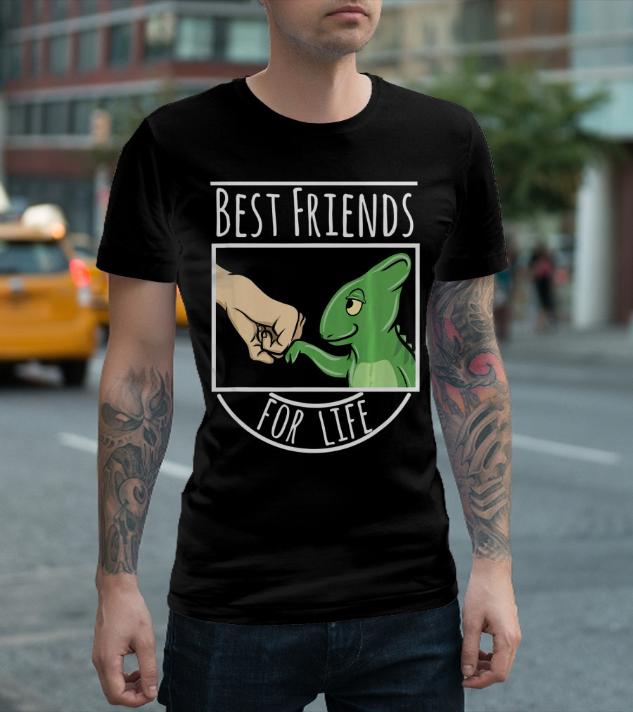 Best Friends For Life Chameleon Fist Bump Funny Pe T-Shirt