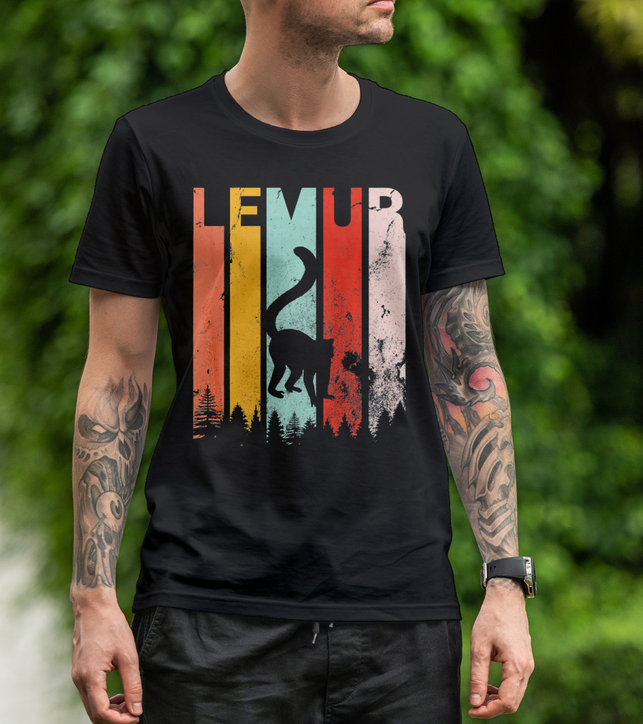 Lemur Lover Vintage Retro Style Silhouette Forest Stripes T-Shirt