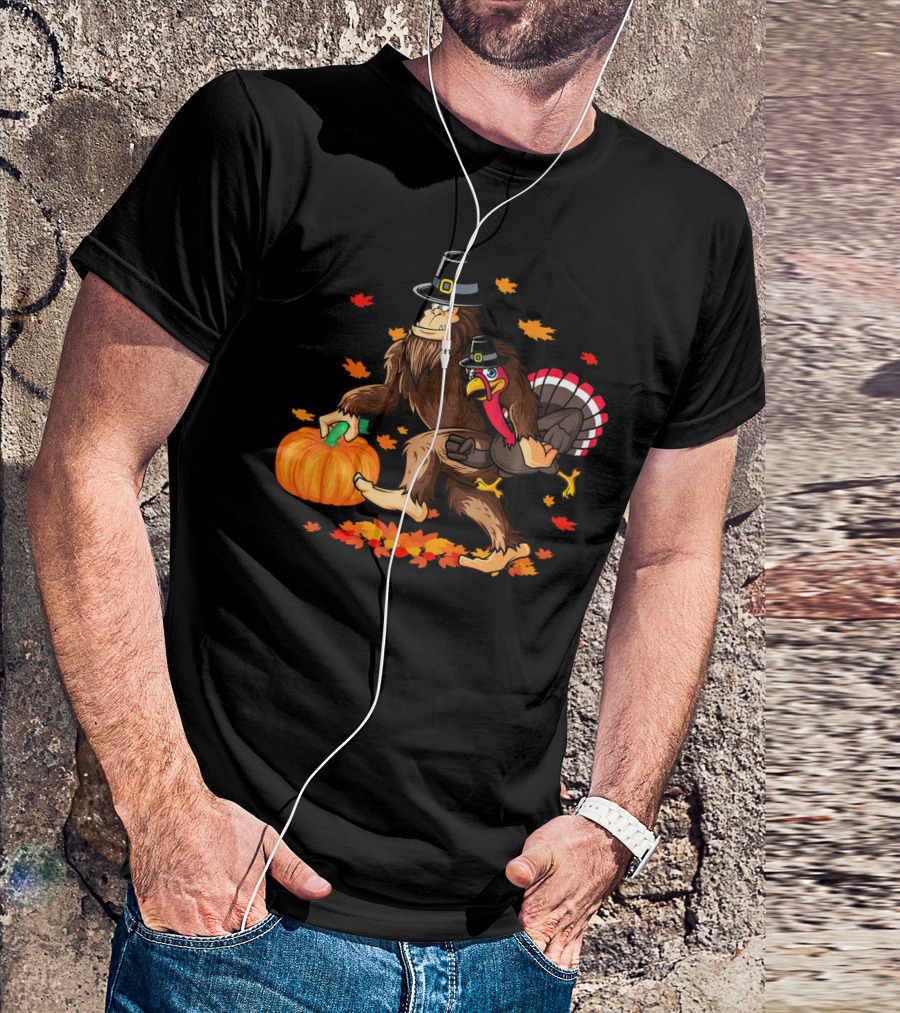 Funny Bigfoot Thanksgiving Pilgrim Turkey Holding Pumpkin With Autumn Leaves T-Shirt