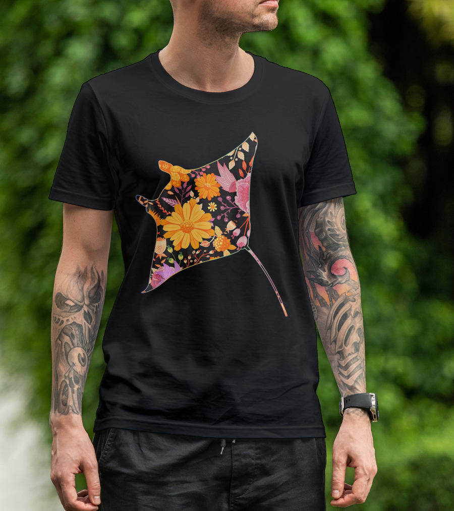Floral Flower Vintage Retro MANT Ray T-Shirt