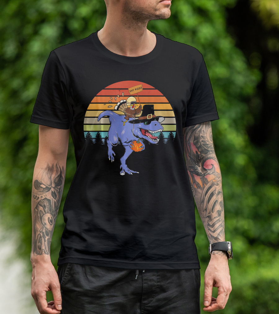 Turkey Riding Dinosaur With Eat Pizza Sign Retro Sunset T-Shirt