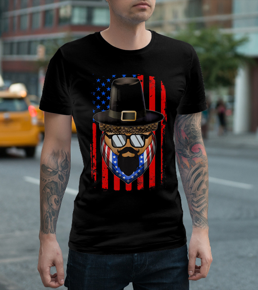 Mr Oak Acorn Pilgrim with Patriotic American Flag Background T-Shirt