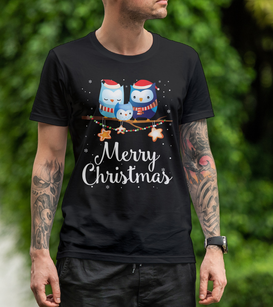 Merry Christmas Owl Family With Santa Hats And Holiday Lights T-Shirt