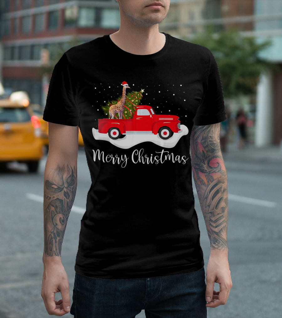 Merry Christmas Red Truck With Giraffe And Christmas Tree T-Shirt