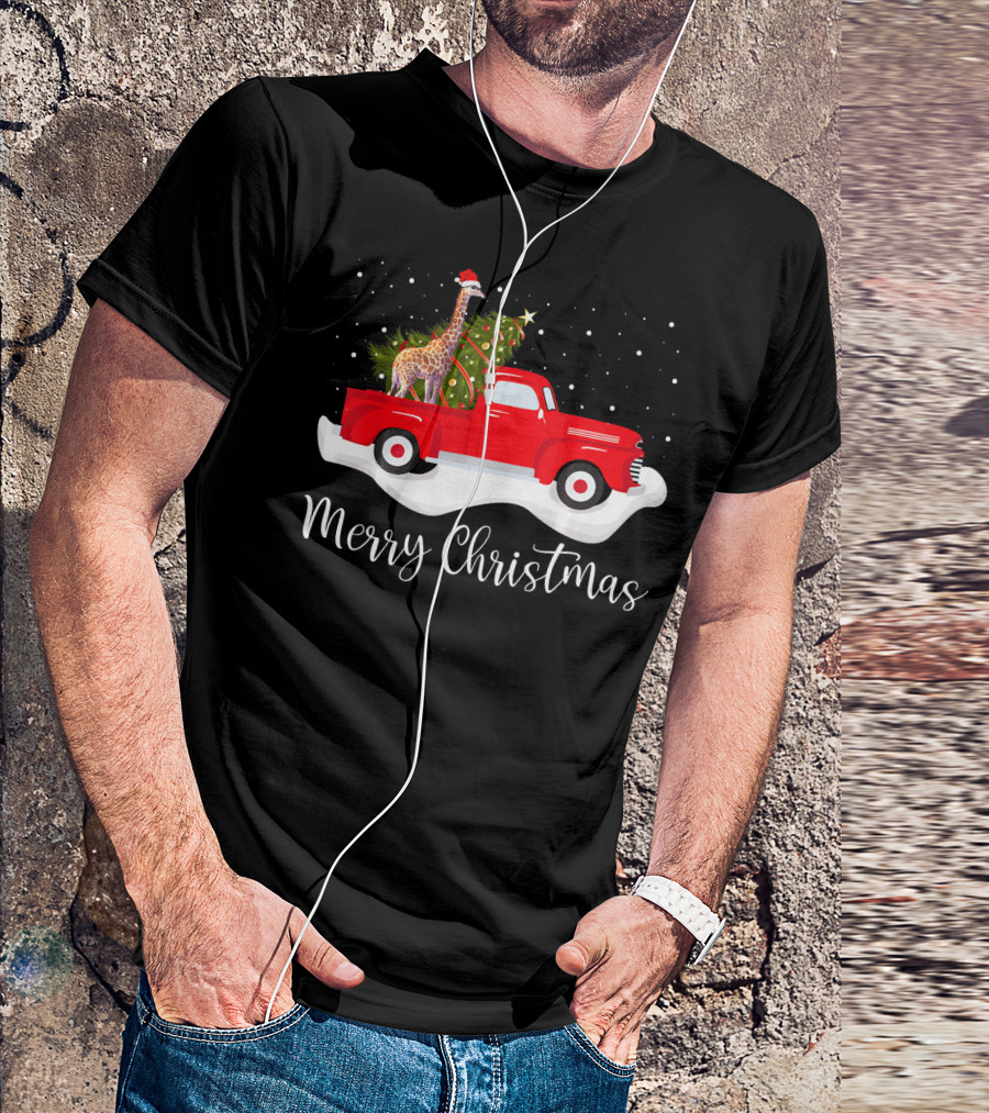 Merry Christmas Red Truck With Giraffe And Christmas Tree T-Shirt