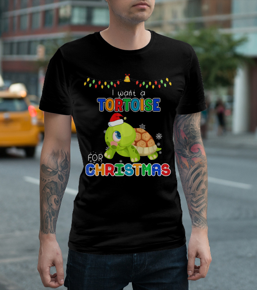 I Want A Tortoise For Christmas Snowflakes Santa Hat Holiday Lights T-Shirt