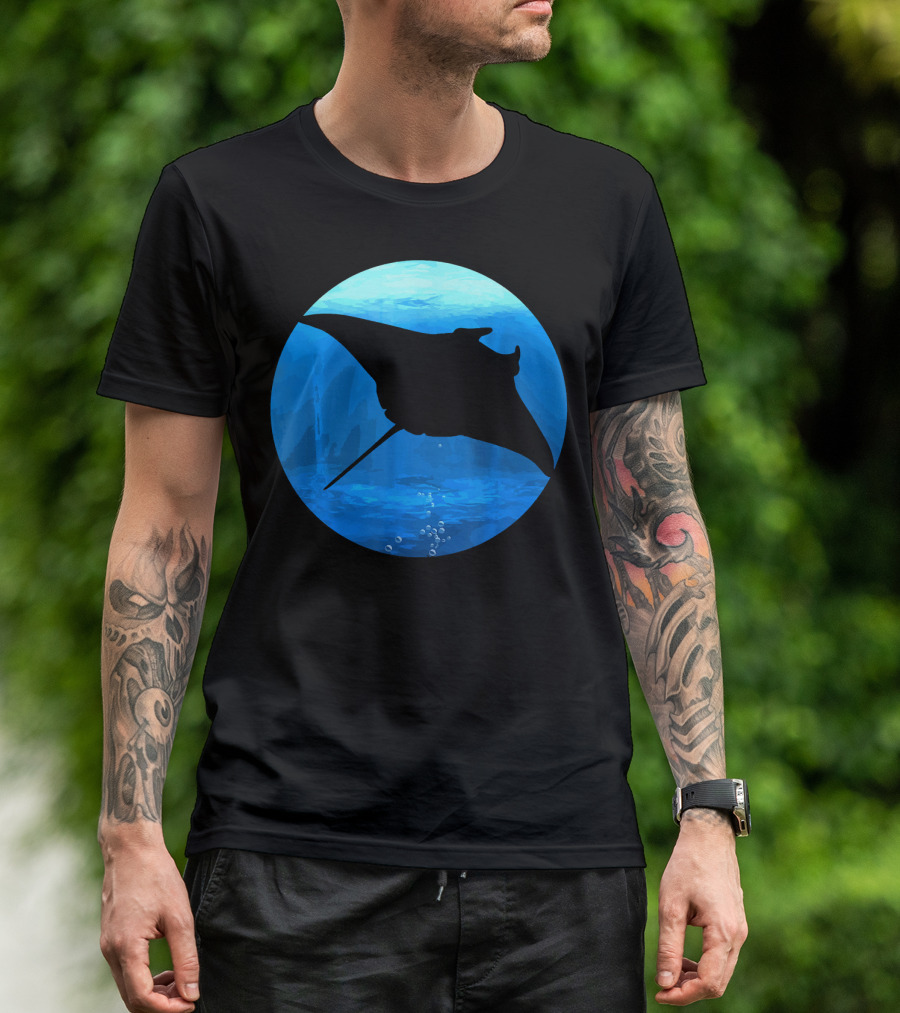 Manta Ray Scuba Diving Ocean Coral Reef Adventure T-Shirt