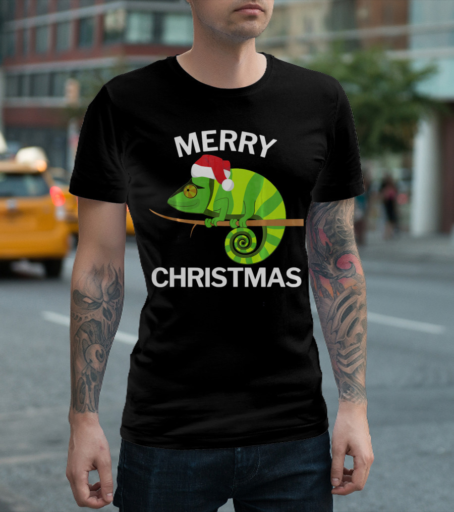 Merry Christmas Green Chameleon Santa Hat T-Shirt