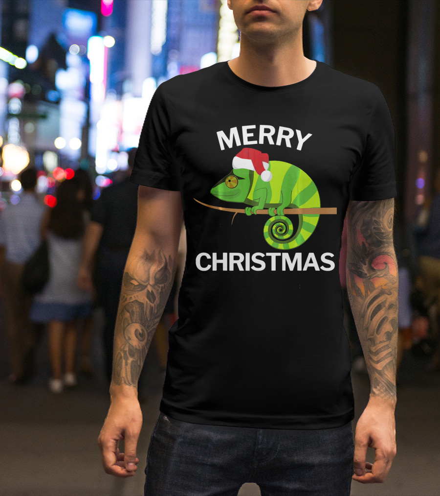 Merry Christmas Green Chameleon Santa Hat T-Shirt
