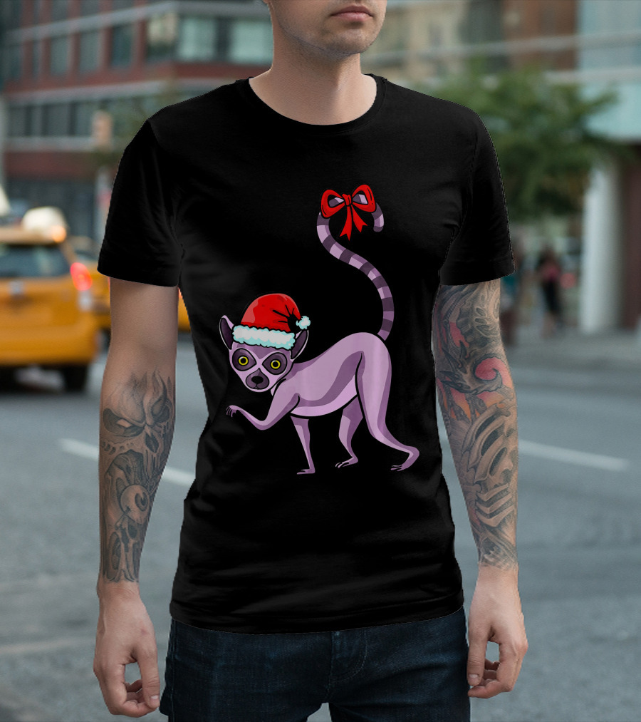 Lemur Santa Hat Madagascar Christmas T-Shirt