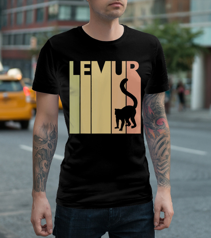 Lemur Spirit Animal Retro T-Shirt