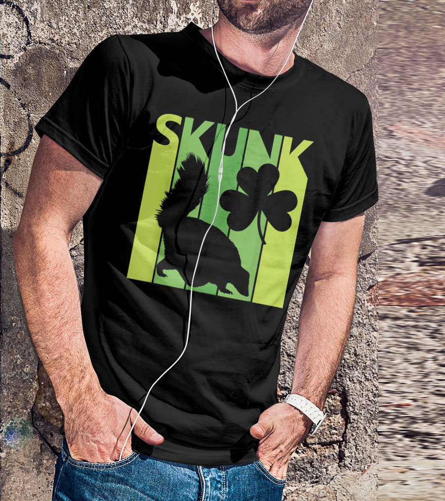 Lucky Skunk St Patricks Day Shamrock T-Shirt