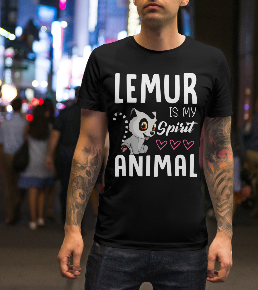 LEMUR IS MY SPIRIT ANIMAL WITH HEARTS AND CUTE CARTOON LEMUR T-Shirt