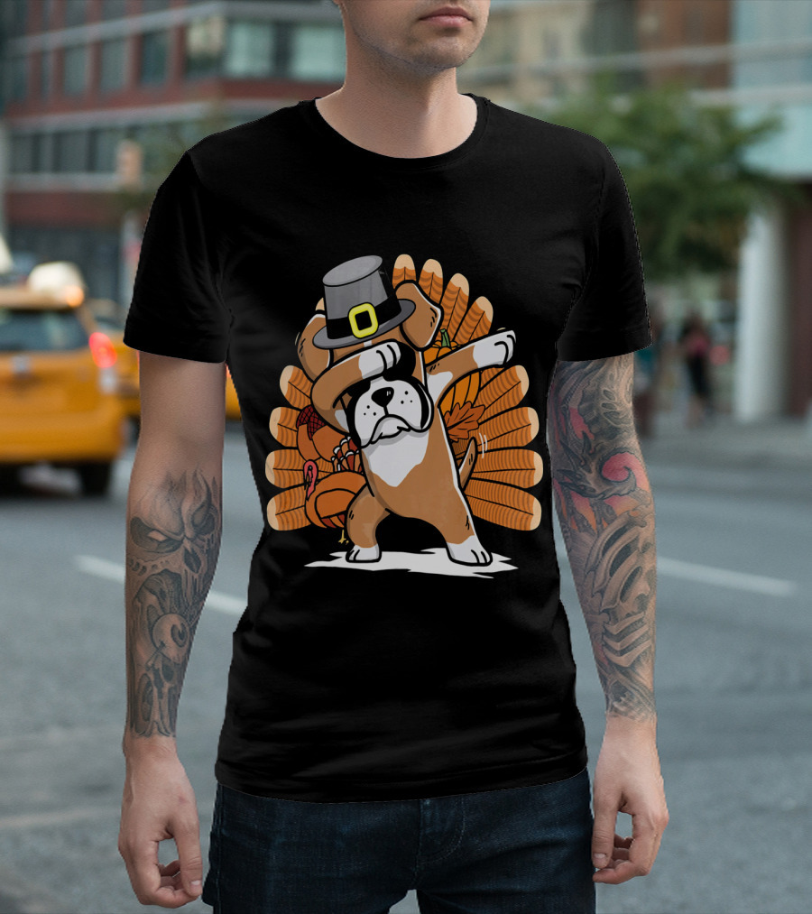 Dabbing Boxer Dog in Pilgrim Hat with Thanksgiving Turkey Background T-Shirt