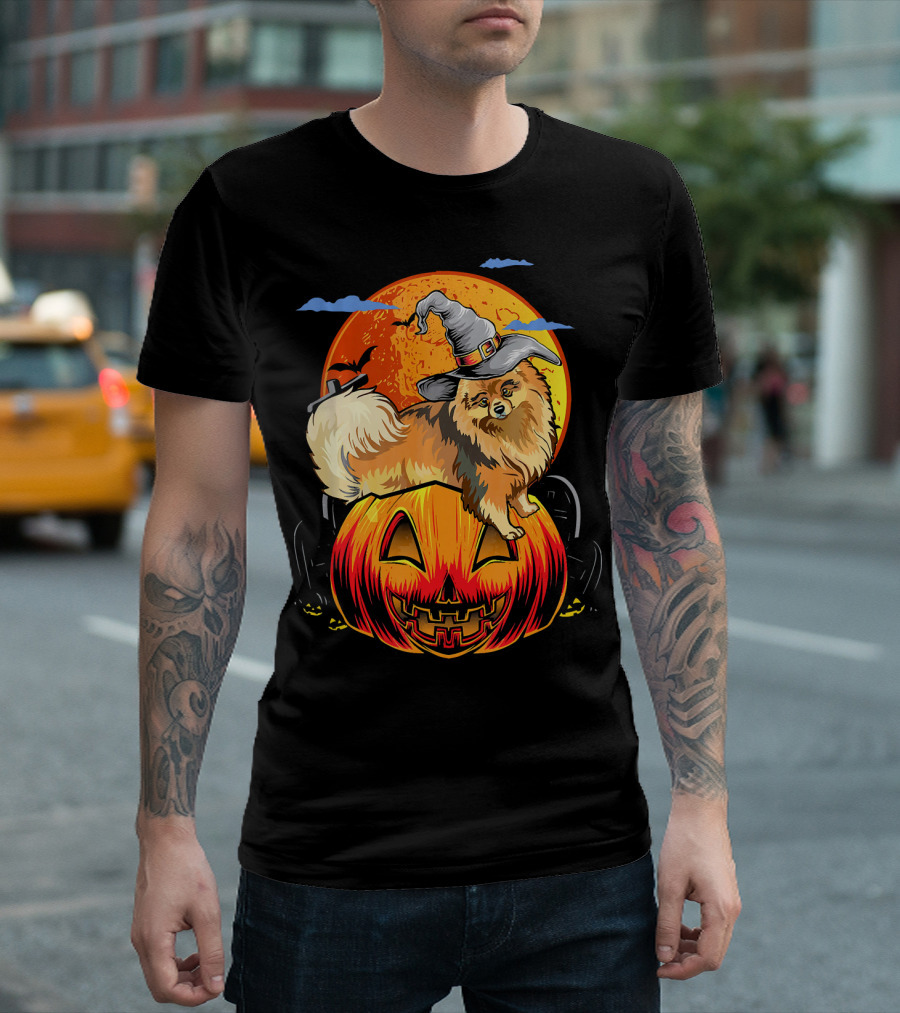 Pomeranian Halloween Pumpkin Witch Hat Moon And Bats T-Shirt