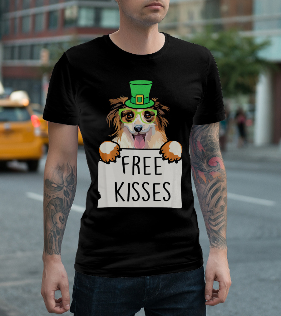 Free Kisses Papillon Dog St Patri St Patrick's Day Green Hat T-Shirt