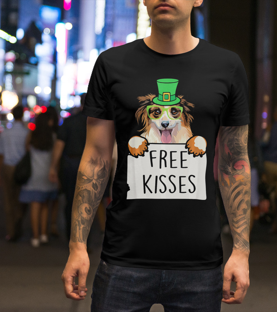 Free Kisses Papillon Dog St Patri St Patrick's Day Green Hat T-Shirt