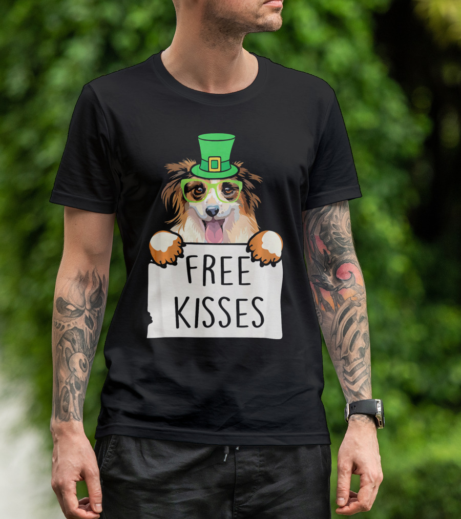 Free Kisses Papillon Dog St Patri St Patrick's Day Green Hat T-Shirt