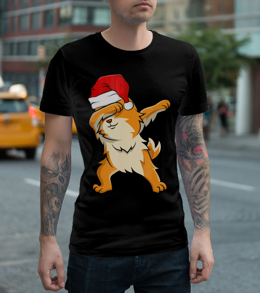 Dabbing Pomeranian in Santa Hat T-Shirt