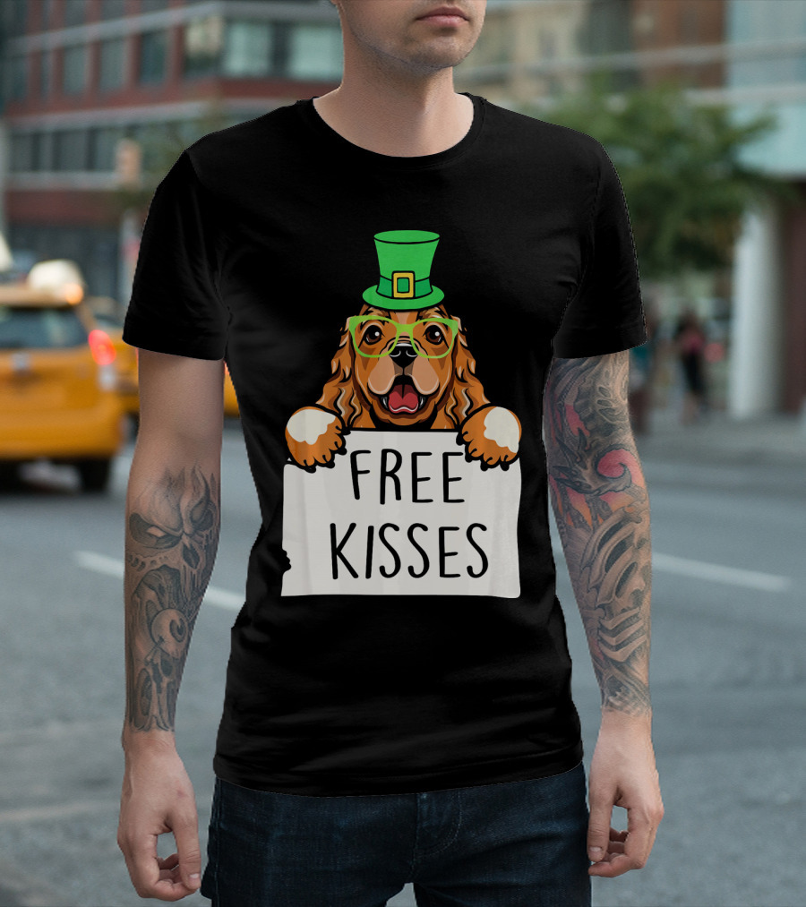 Free Kisses Cocker Spaniel St Pat Green Hat Glasses T-Shirt