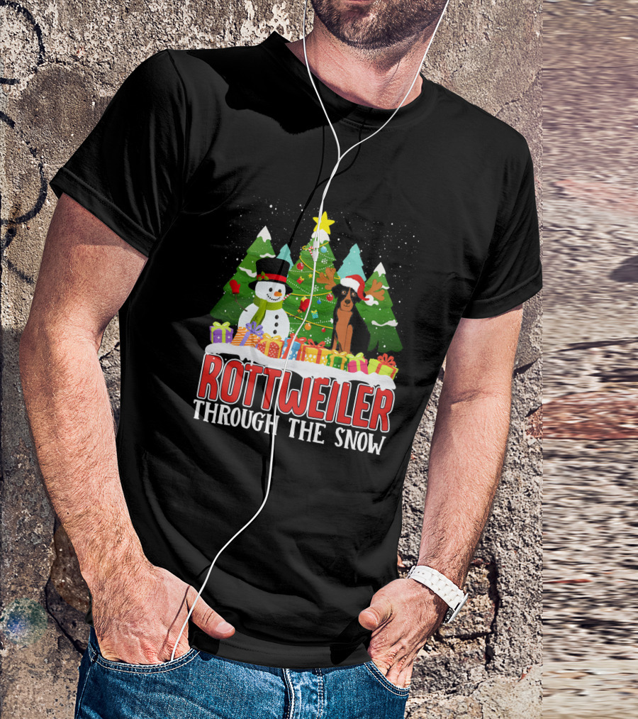 Rottweiler Through The Snow Xmas Christmas Snowman And Gifts T-Shirt