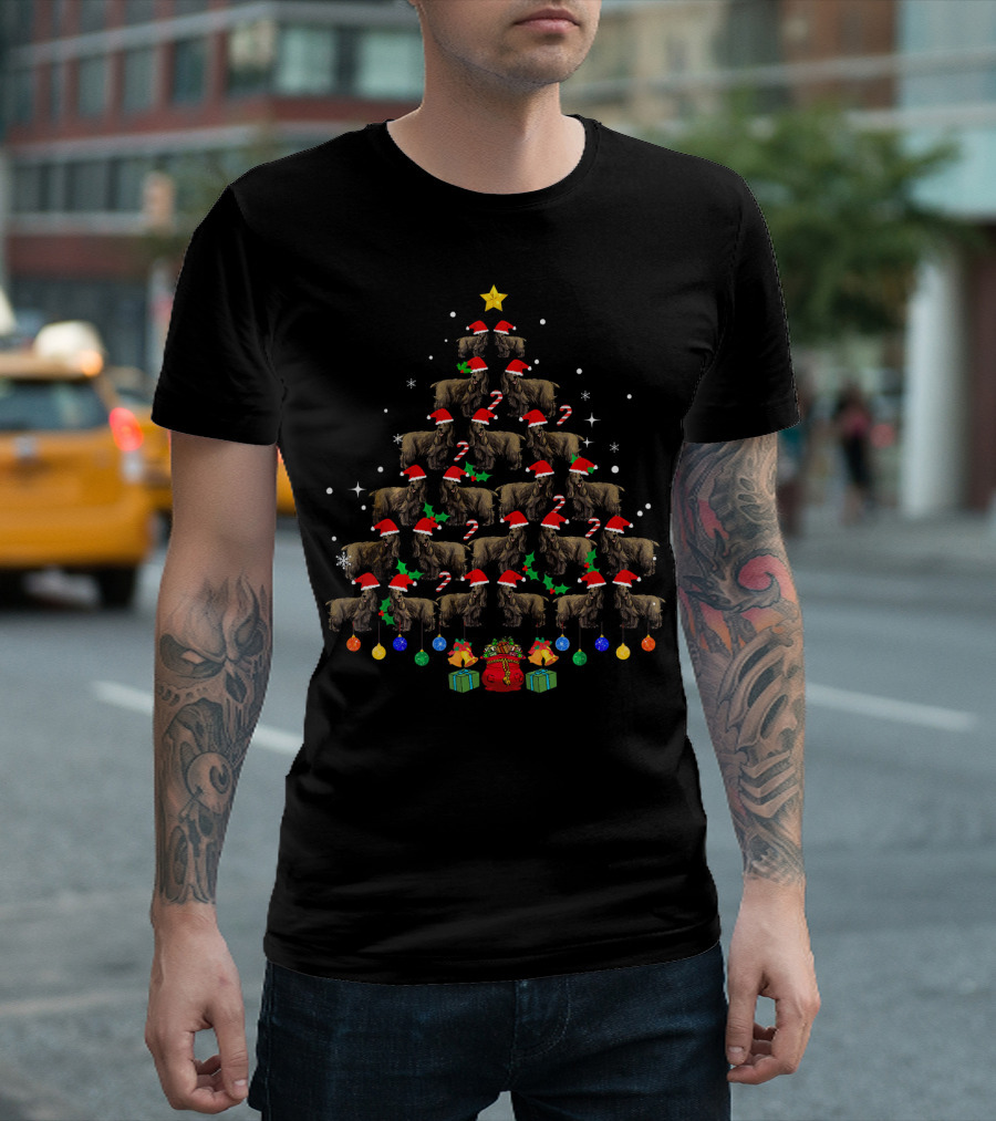 Funny English Cocker Spaniel Christmas Tree With Santa Hats And Gifts T-Shirt