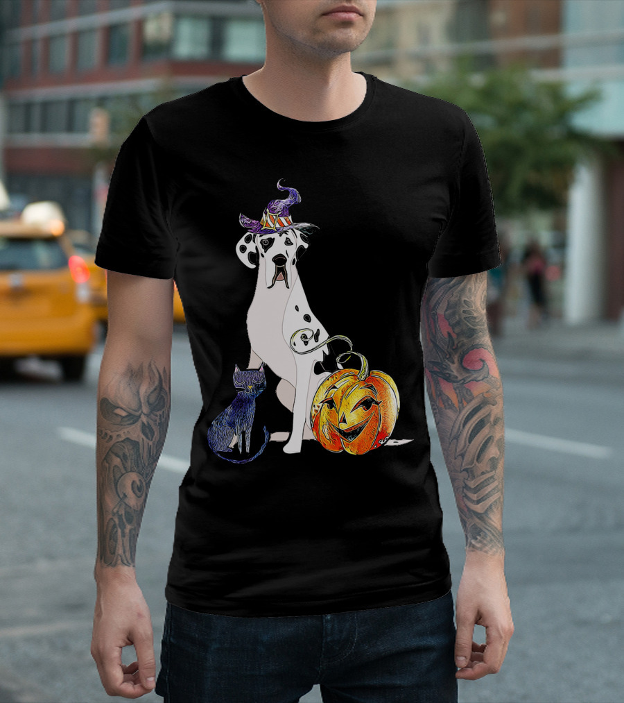 Great Dane Dog Halloween Witch Hat And Jack-O'-Lantern With Cat T-Shirt