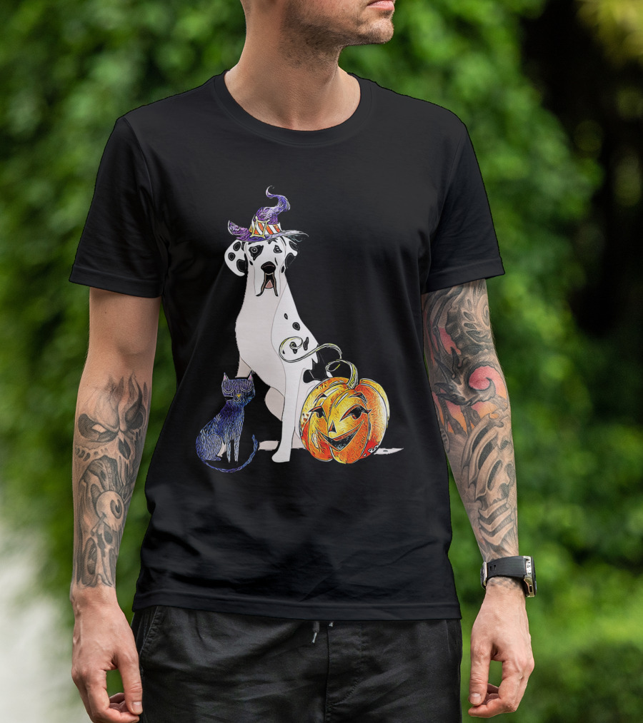 Great Dane Dog Halloween Witch Hat And Jack-O'-Lantern With Cat T-Shirt