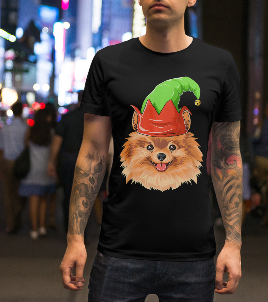 Pomeranian In Green And Red Elf Hat Christmas Pomeranian T-Shirt