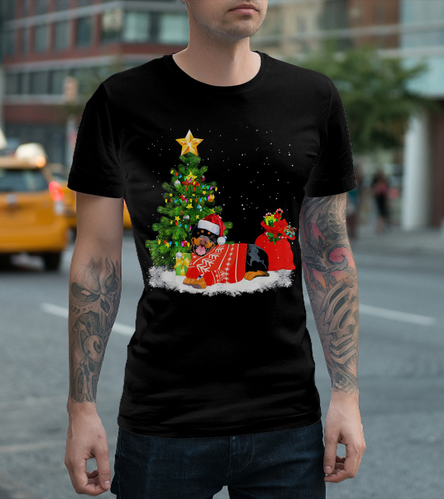 Rottweiler Dog Christmas Tree Santa Hat Snow Sweater Holiday Scene T-Shirt