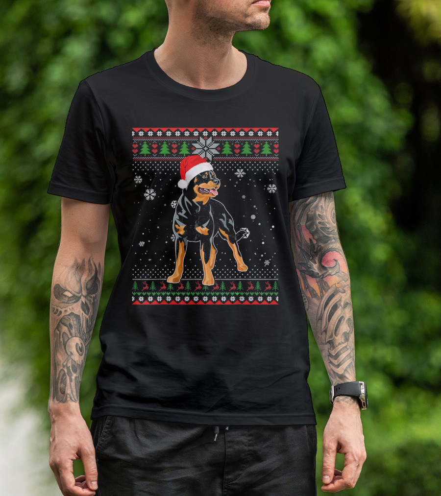 Merry Christmas Rottweiler Santa Hat Snowflakes And Holiday Trees T-Shirt