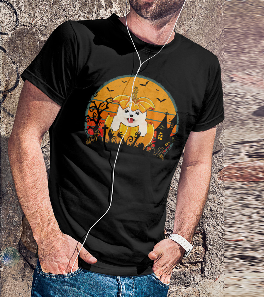 Halloween Pomeranian Dog In Pumpkin With Spooky Graveyard Scene For Men And Women T-Shirt