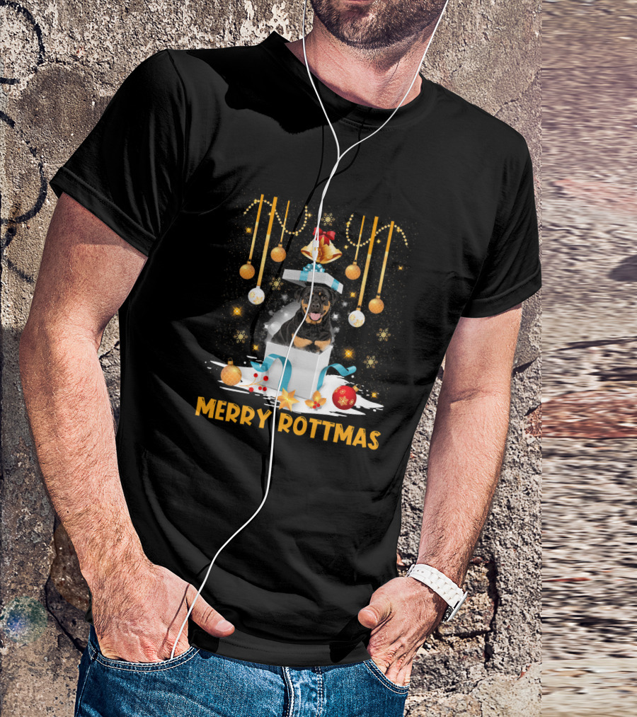 Merry Rottmas Rottweiler Dog In Festive Holiday Box With Ornaments T-Shirt