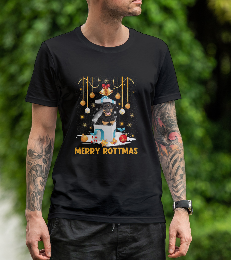Merry Rottmas Rottweiler Dog In Festive Holiday Box With Ornaments T-Shirt