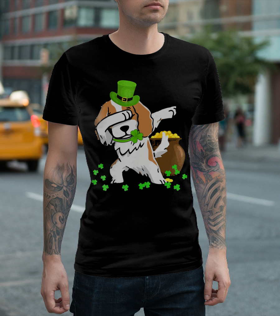 Cavalier King Dabbing Saint Patrick's Day Hat Shamrock and Gold T-Shirt