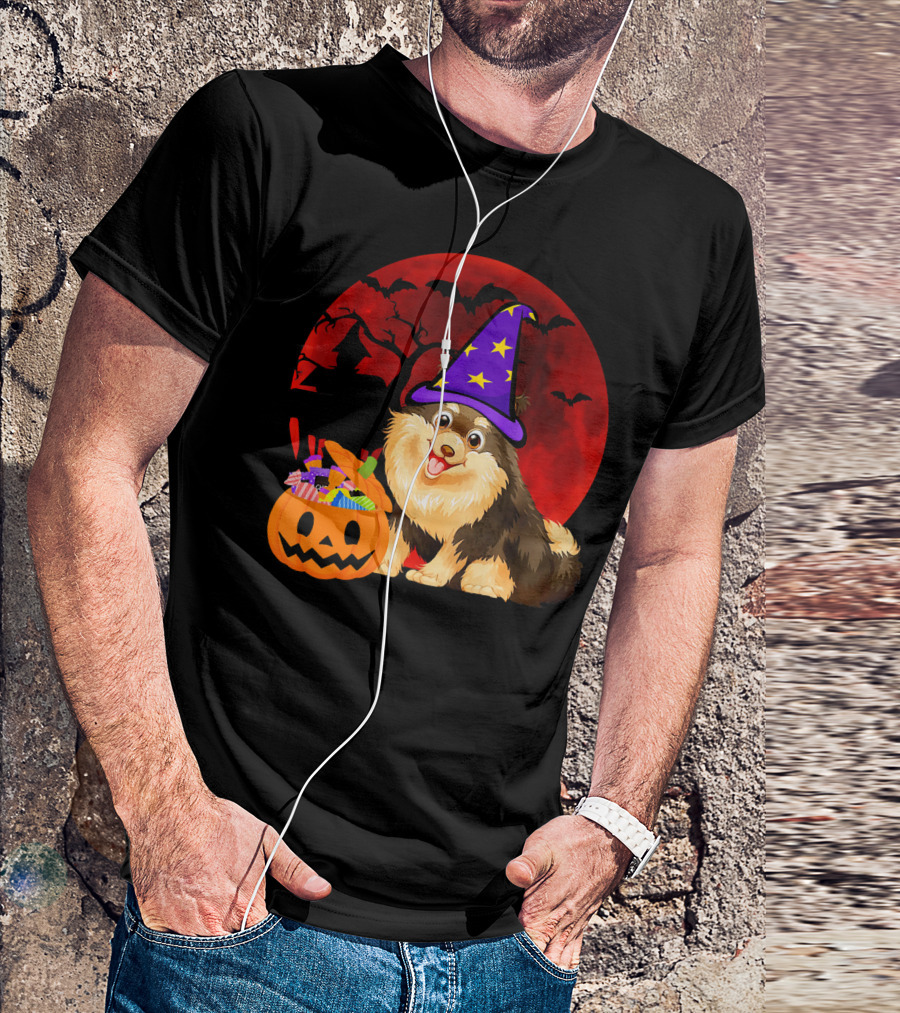 Pomeranian Dog Witch Hat Halloween Candy Pumpkin Red Moon Bats T-Shirt