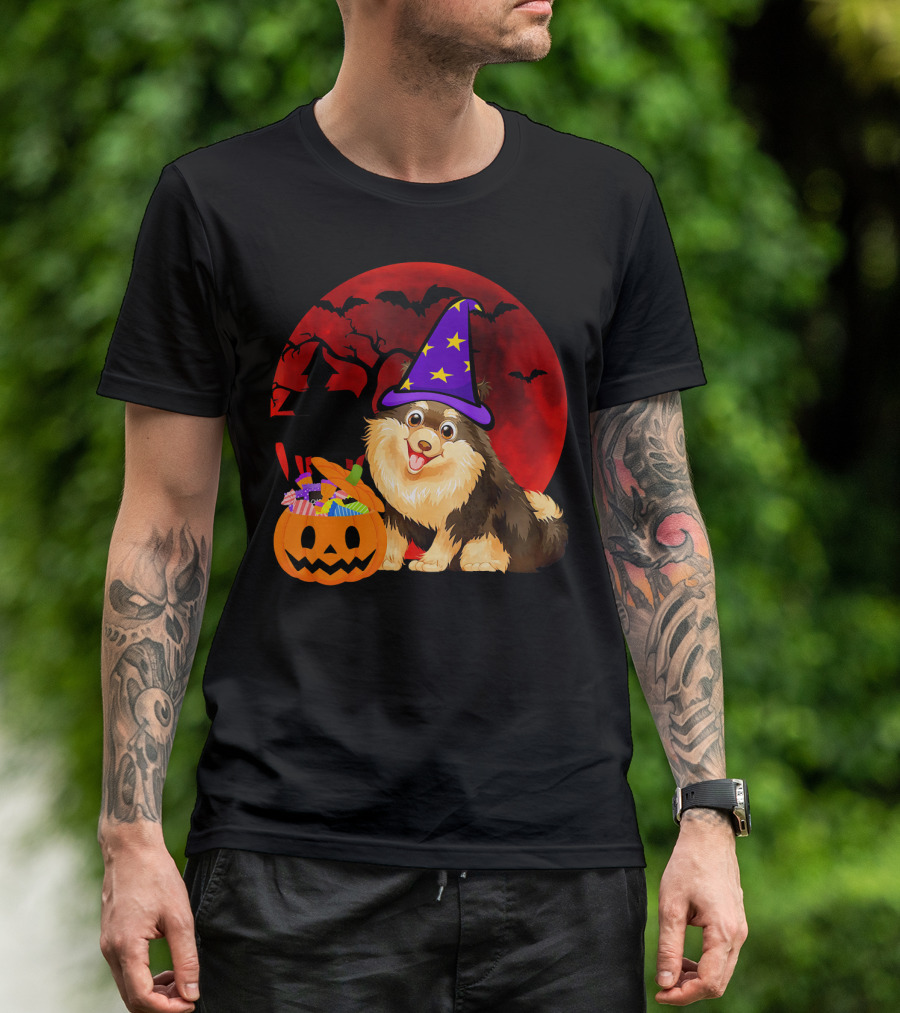 Pomeranian Dog Witch Hat Halloween Candy Pumpkin Red Moon Bats T-Shirt