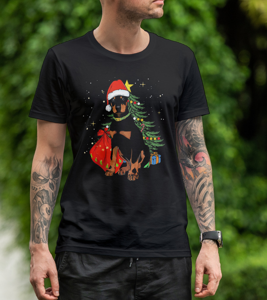 Doberman Pinscher Christmas Dog With Santa Hat And Gifts T-Shirt