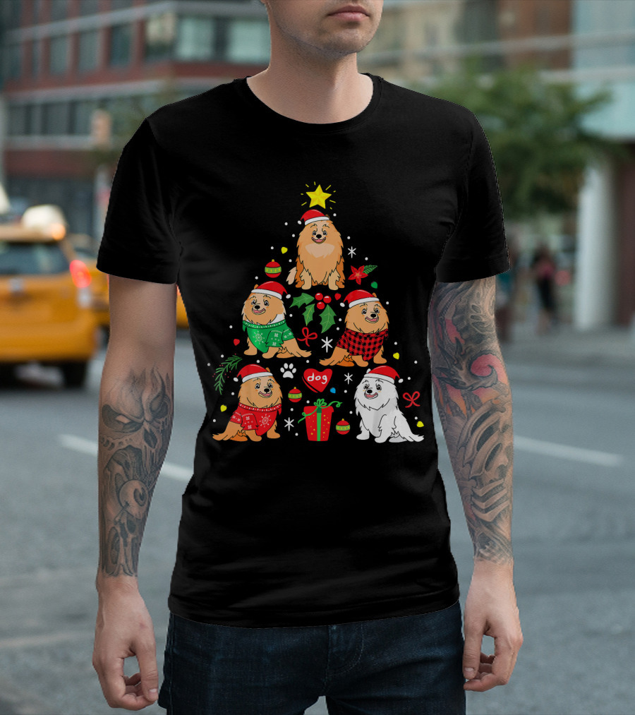 Pomeranian Dog Christmas Tree Ornament Decor with Santa Hats and Gifts T-Shirt