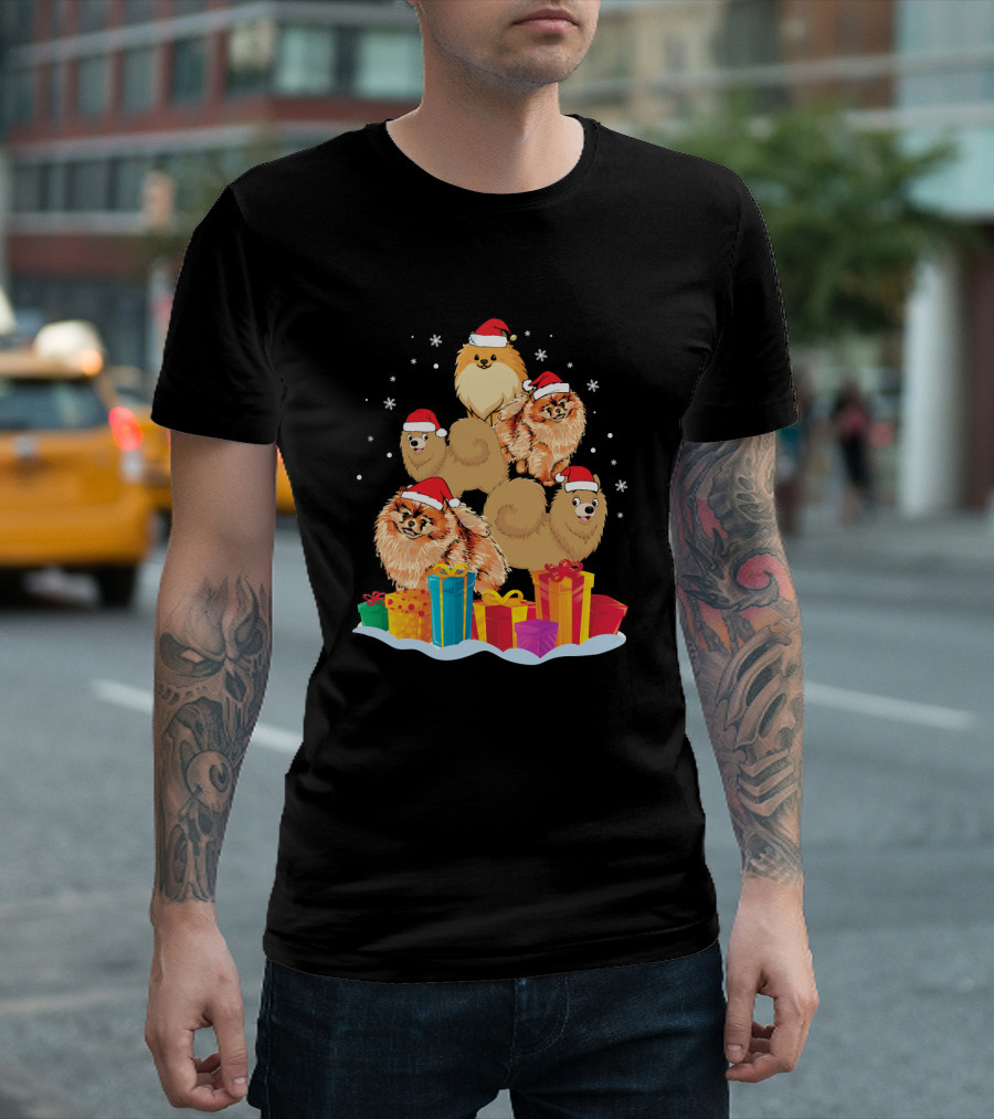 Pomeranian Noel Hat Christmas Presents Snowflakes T-Shirt