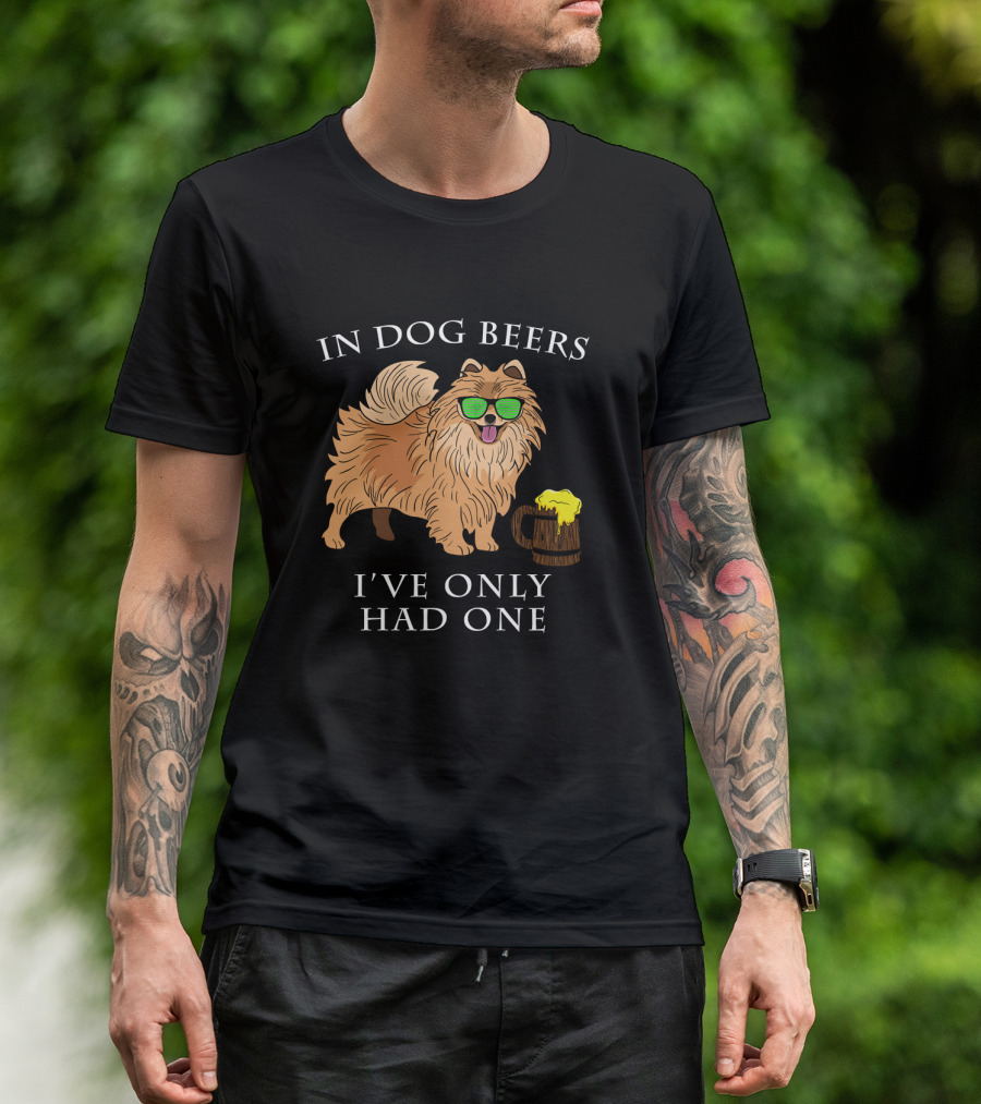 In Dog Beers Pomeranian Sunglasses And Beer Mug T-Shirt