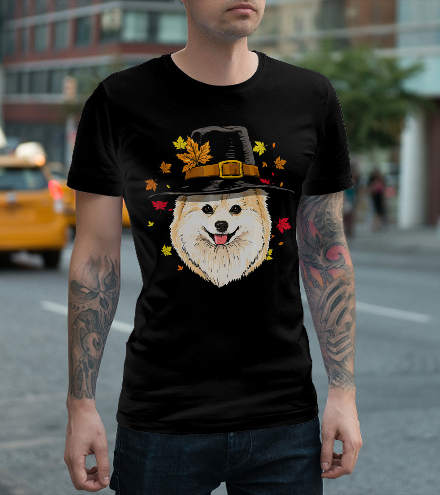 Thanksgiving Pomeranian Pilgrim with Autumn Leaves and Black Hat T-Shirt
