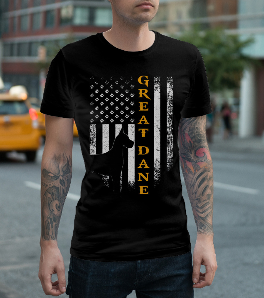 Vintage USA Great Dane Dog American Flag Paw Prints T-Shirt