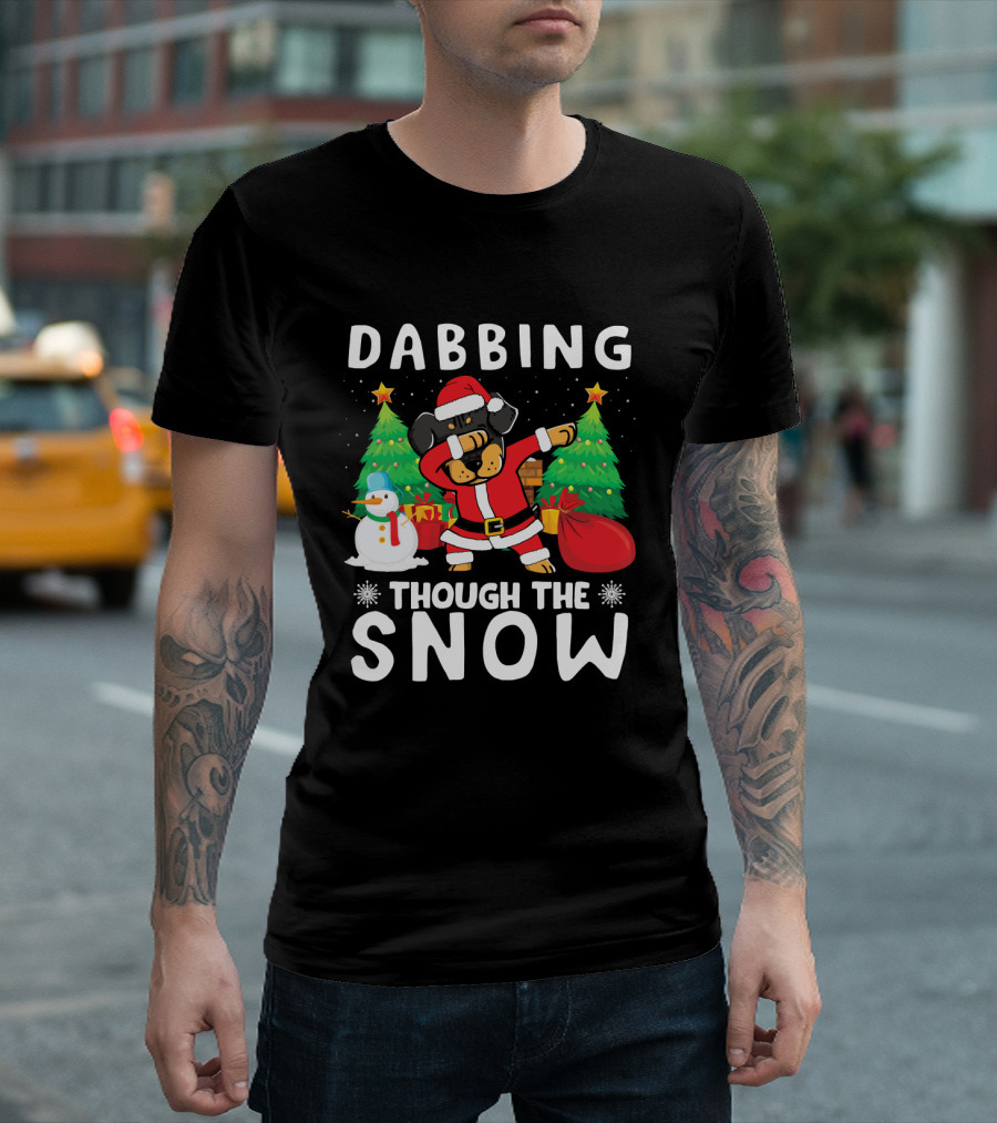 Dabbing Through The Snow Rottweiler Santa Christmas Scene T-Shirt