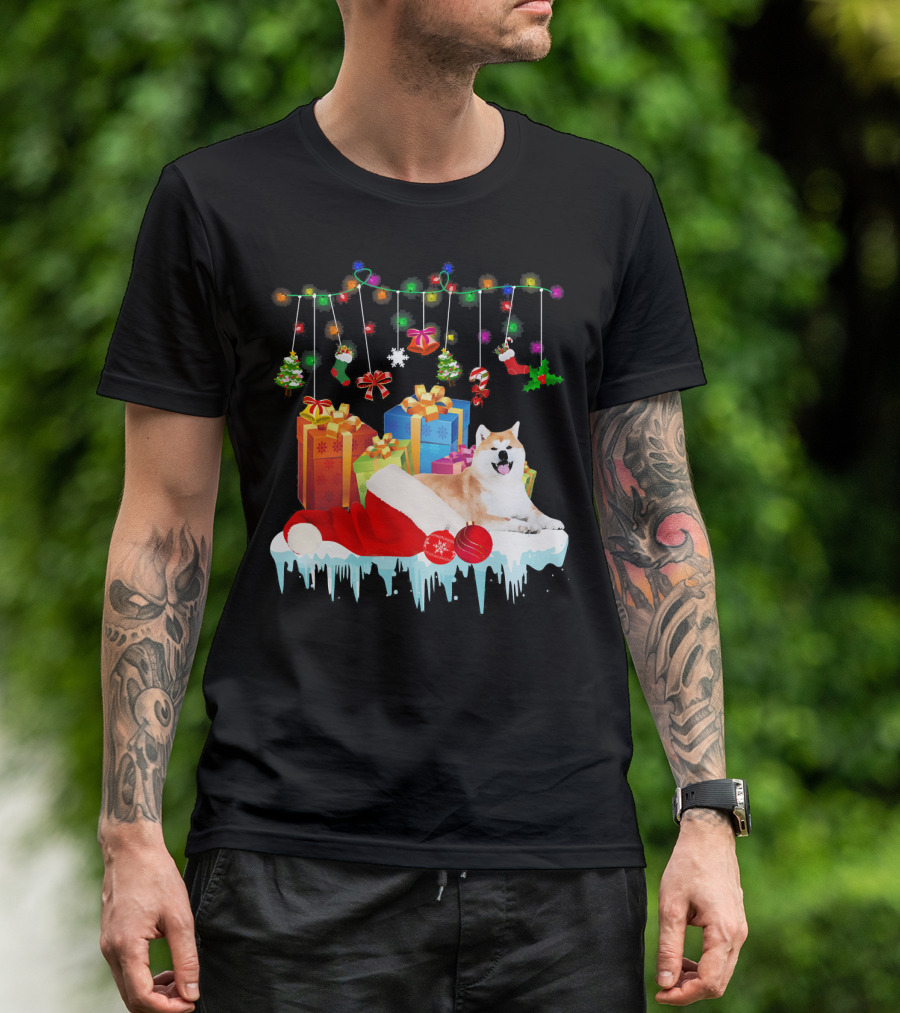 Funny Akita Dog In Santa Hat With Christmas Gifts And Ornaments T-Shirt