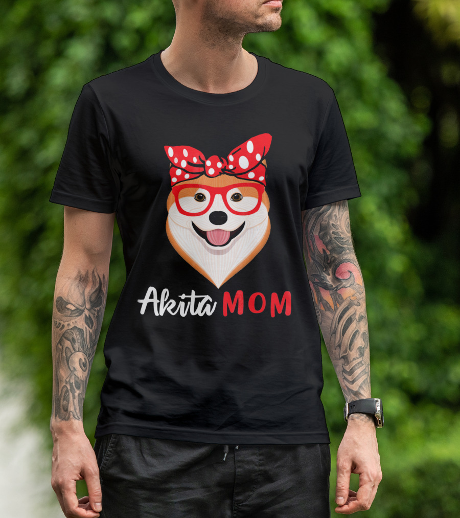 Akita Mom Red Glasses Polka Dot Bandana Dog Lovers Fashion T-Shirt